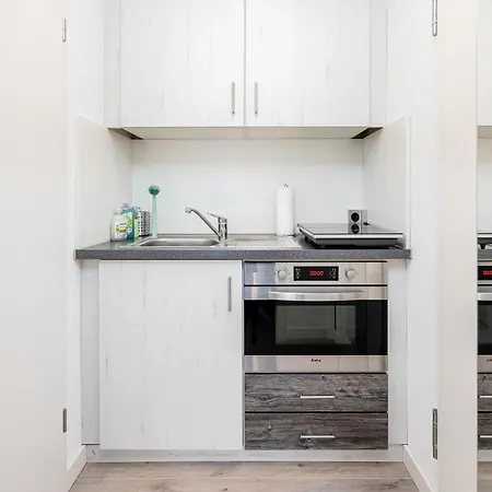 Easystay24 - Moderne In Frankfurt Und Nahe Zum Flughafen Apartment *