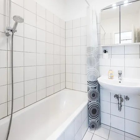 Easystay24 - Moderne In Frankfurt Und Nahe Zum Flughafen Frankfurt am Main